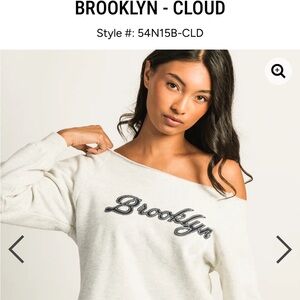 BNWT by Harlow Black and White Graphic Sweatshirt